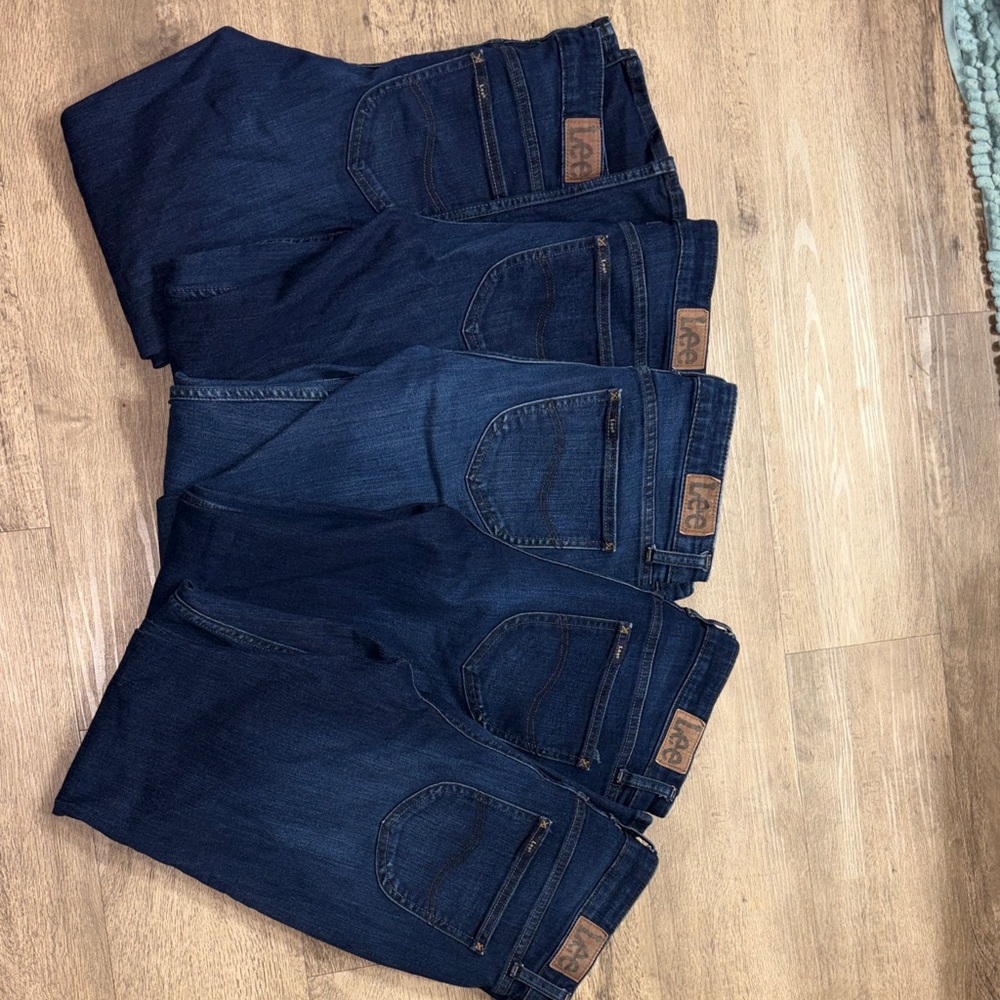 Lee Women's Dark Blue Classic Fit Jeans